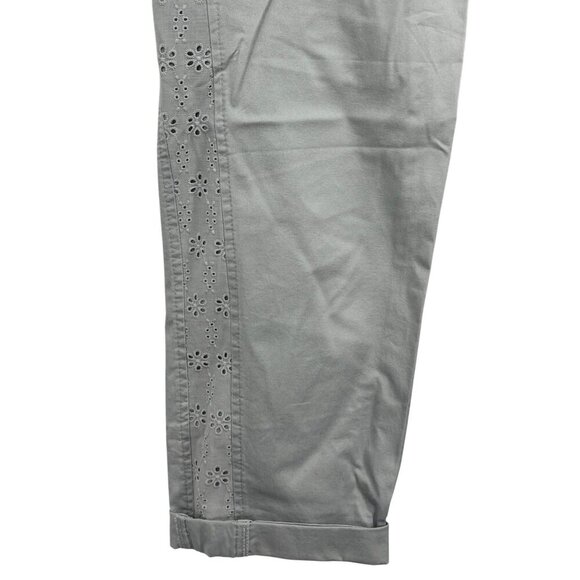 Style & Co Mid Rise Eyelet-Trim Womens Capri Pants Size 12 Gray New - Picture 4 of 11